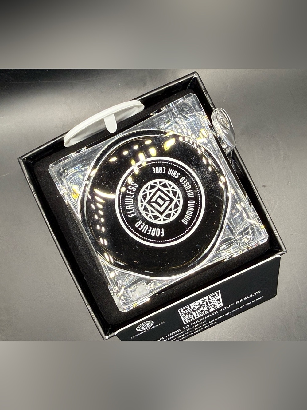 Forever Flawless Black Diamond Thermal Mask